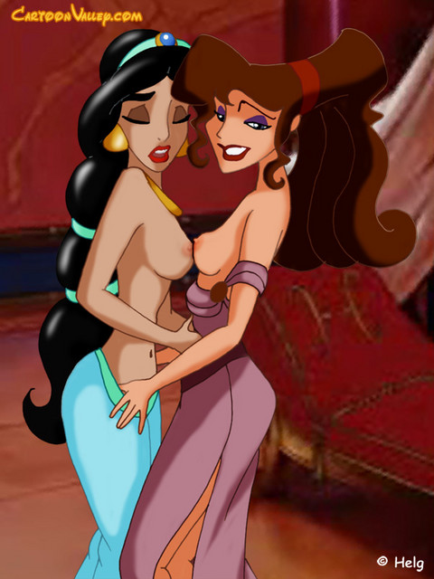 Princess Jasmine Lesbian Sex - Jasmine and Meg in hot lesbian action